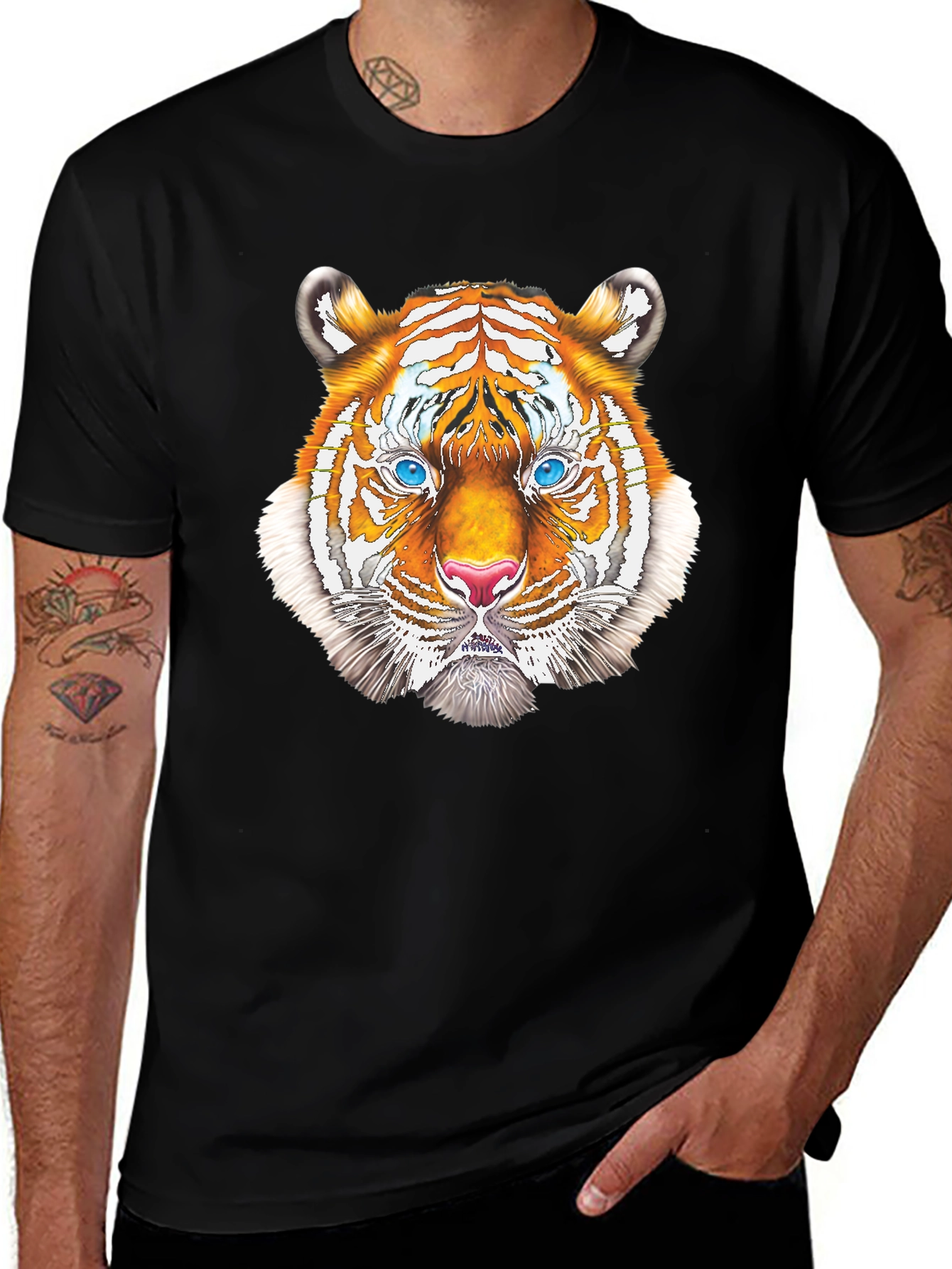 Tiger Head Graphic T-Shirt - Bold & Stylish