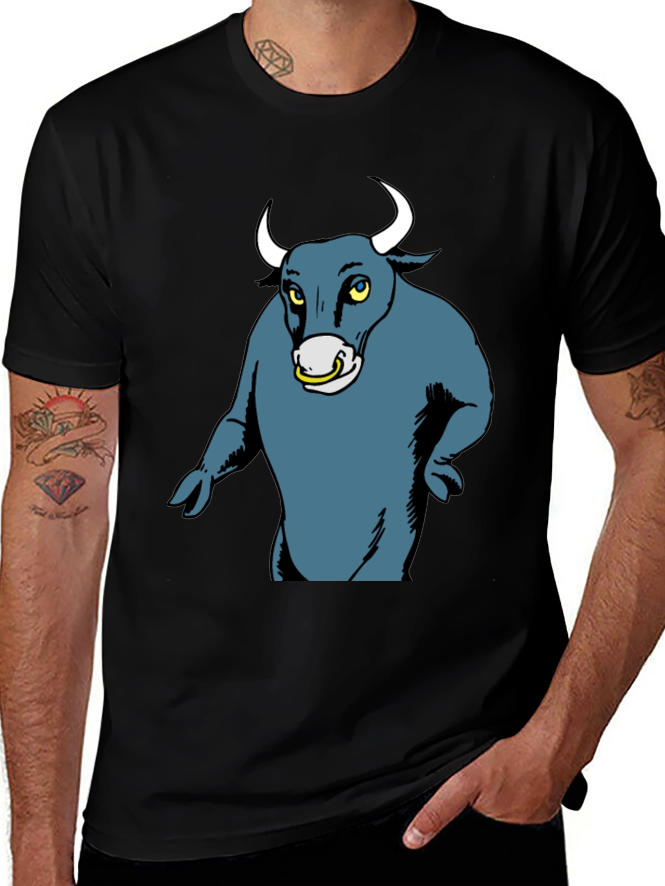 Cartoon Bull Graphic Tee - Black