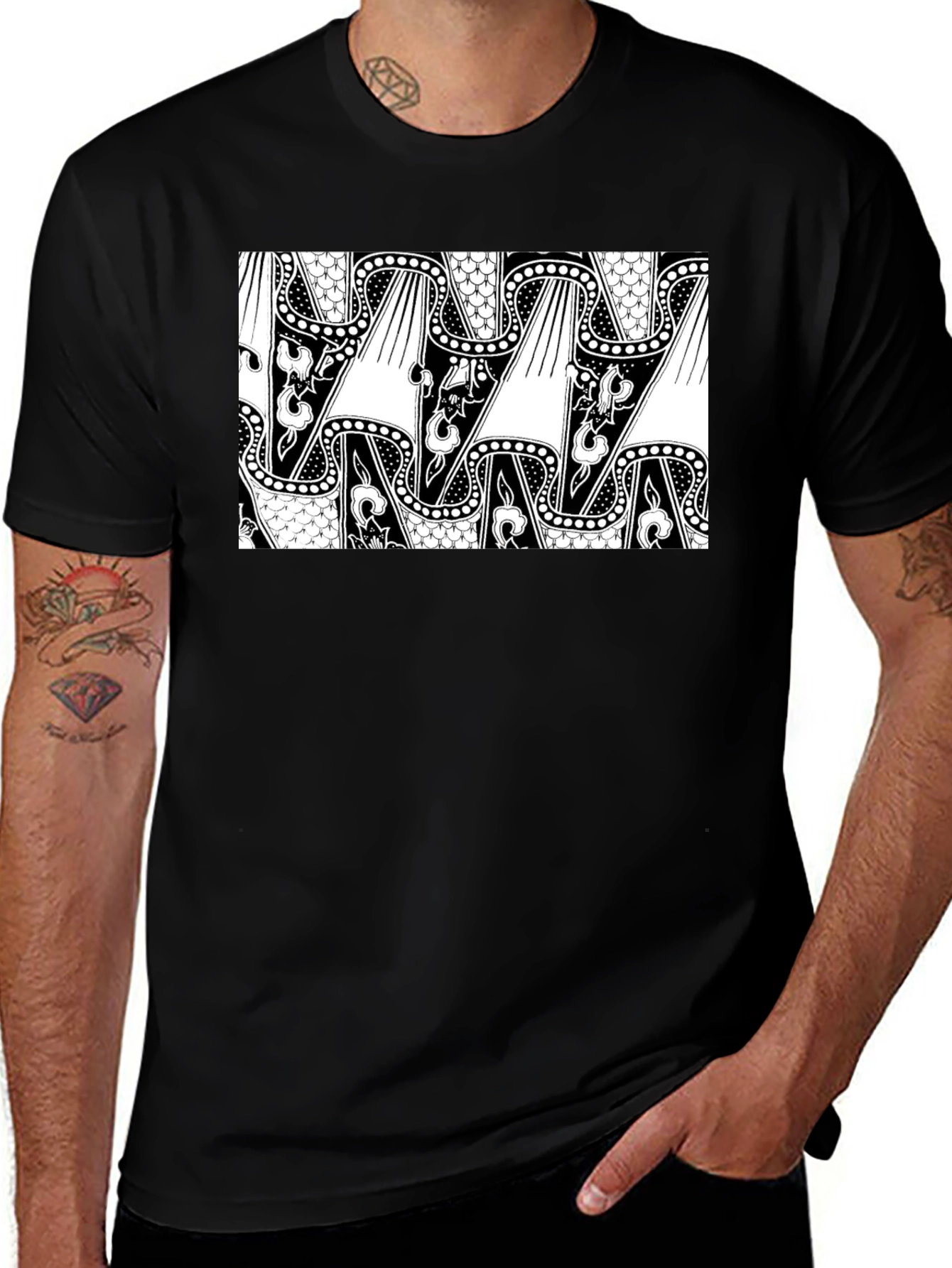 Abstract Pattern Black T-Shirt