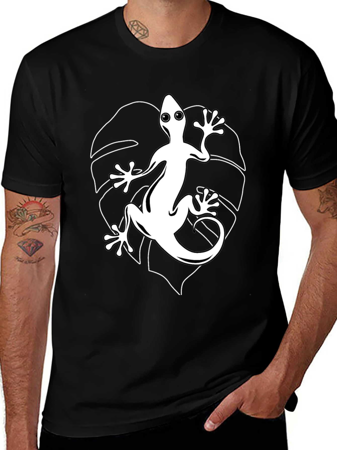 Lizard Graphic T-Shirt - Stylish Black Tee
