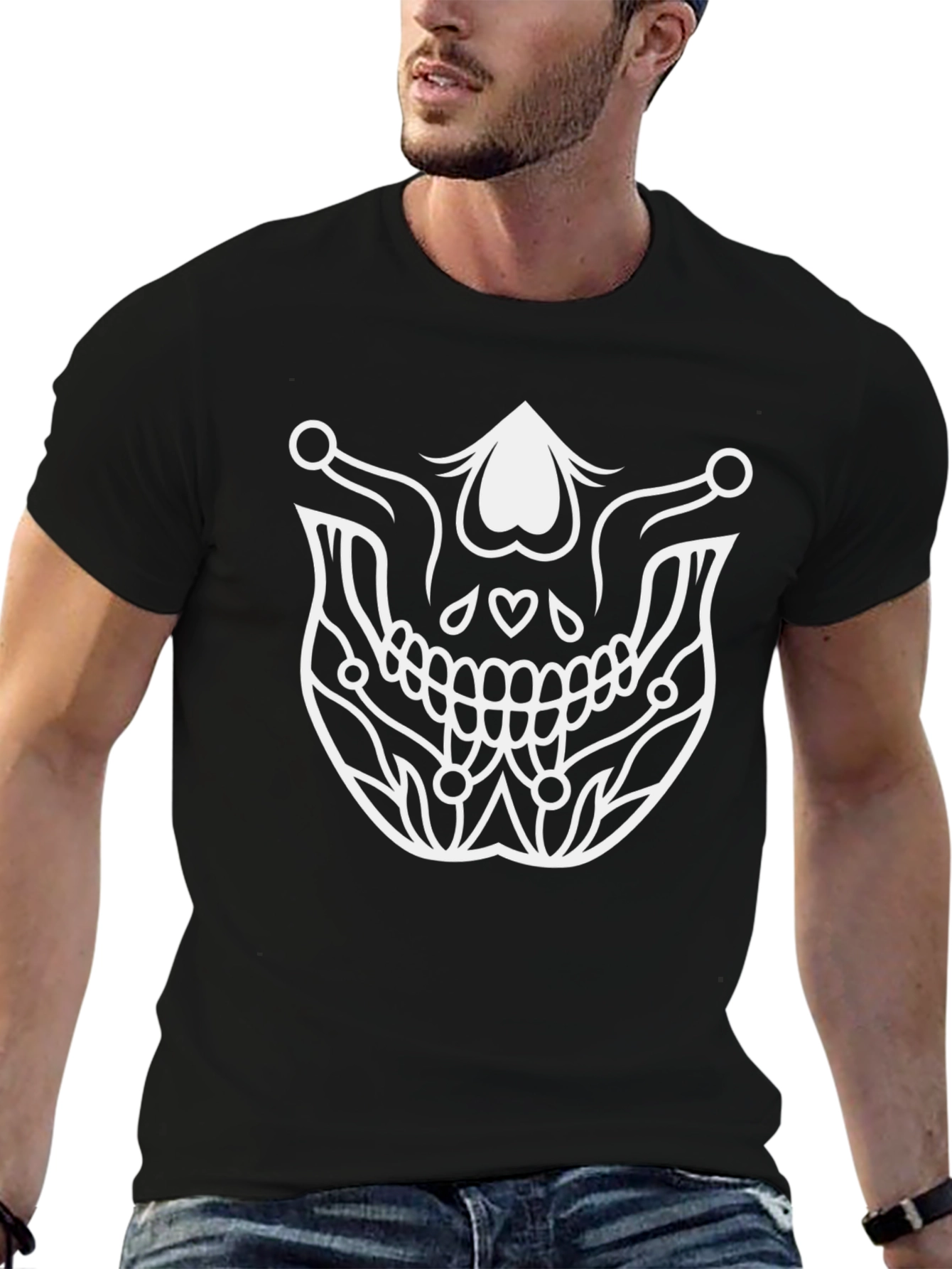 Skull Graphic Tee - Modern Streetwear Style