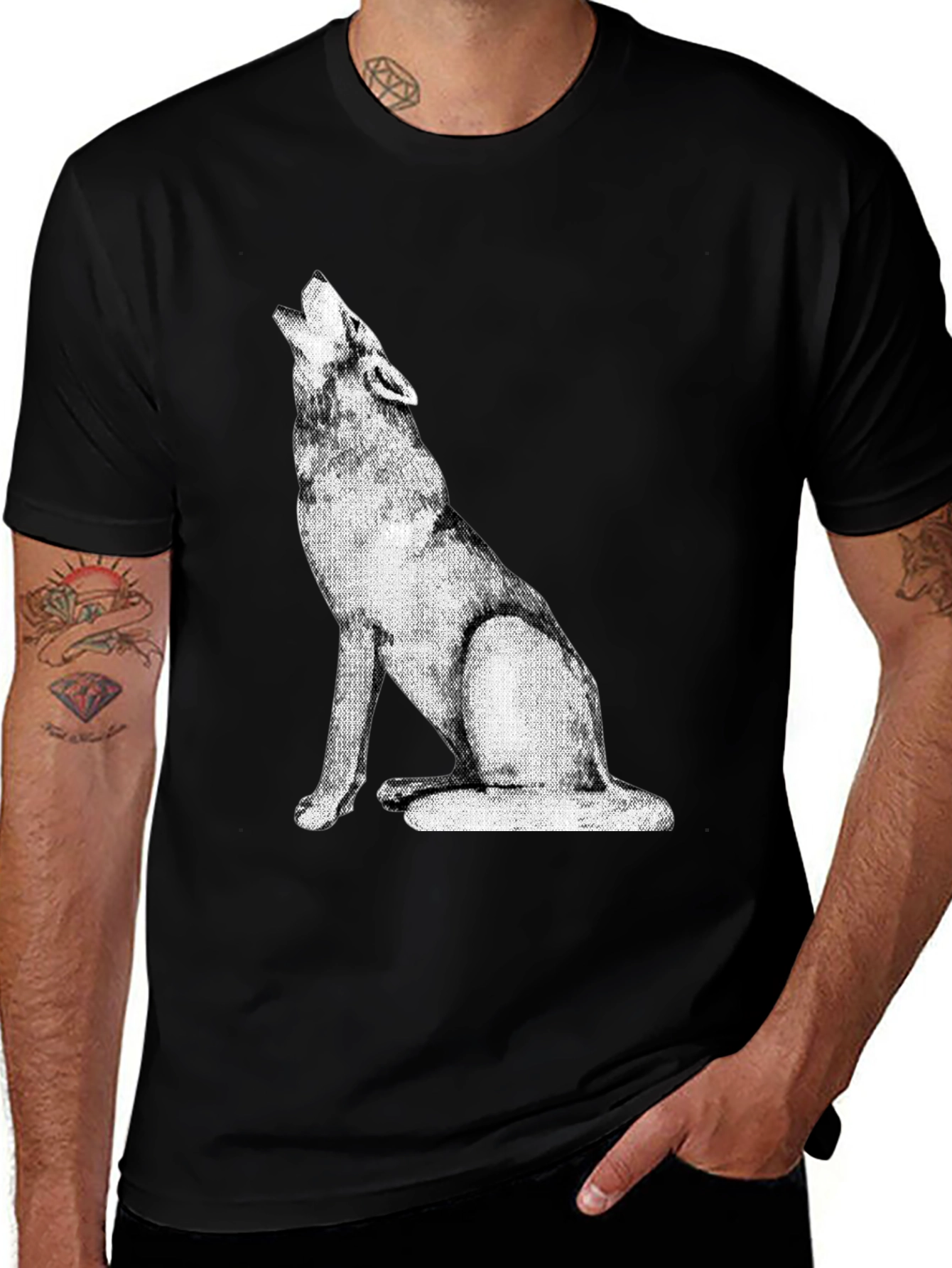 Wolf Howling Graphic Tee - Black