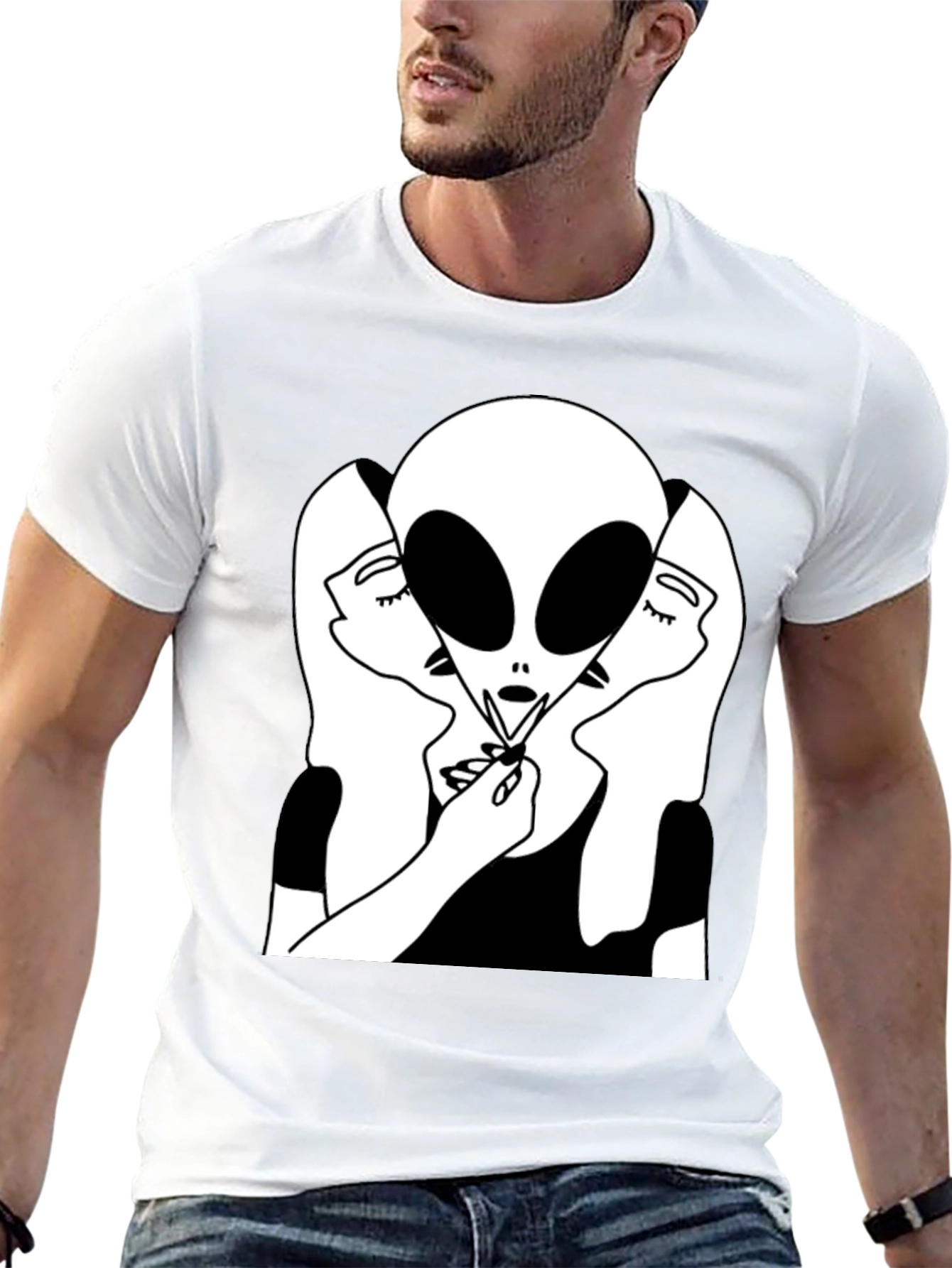 Alien Kiss Graphic Tee - Black Cotton Blend