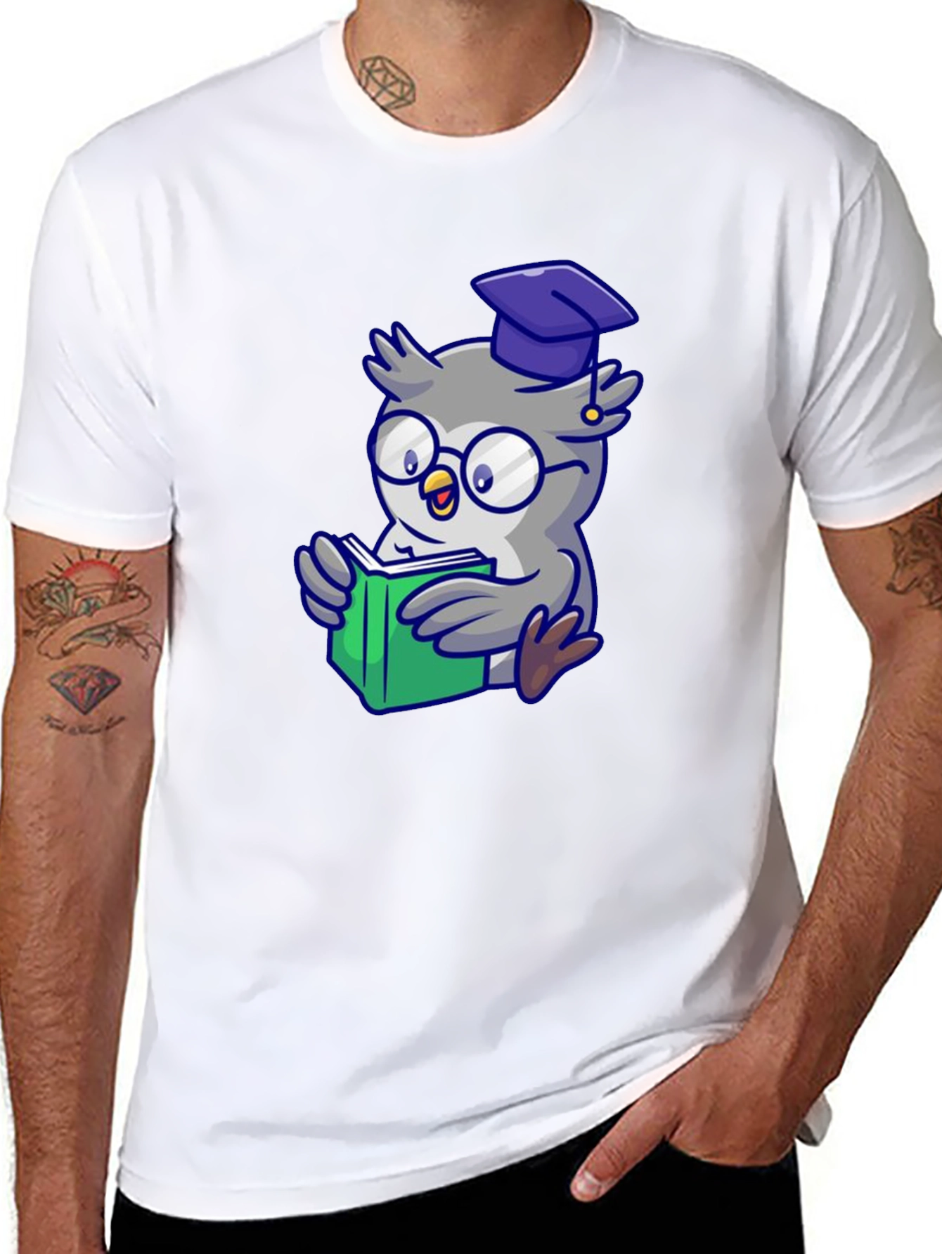 Owl Graduate Reading T-Shirt - Black