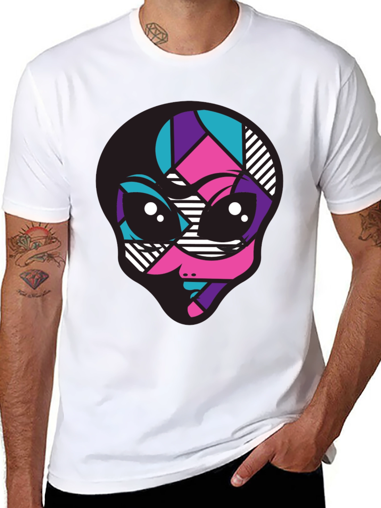 Vibrant Alien Graphic Tee - Black Crew Neck