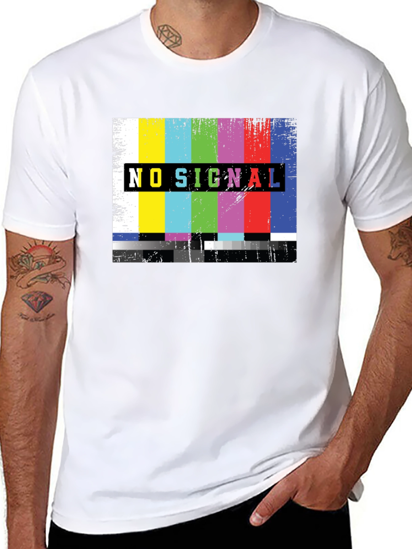 No Signal TV Glitch Black T-Shirt - Retro Style