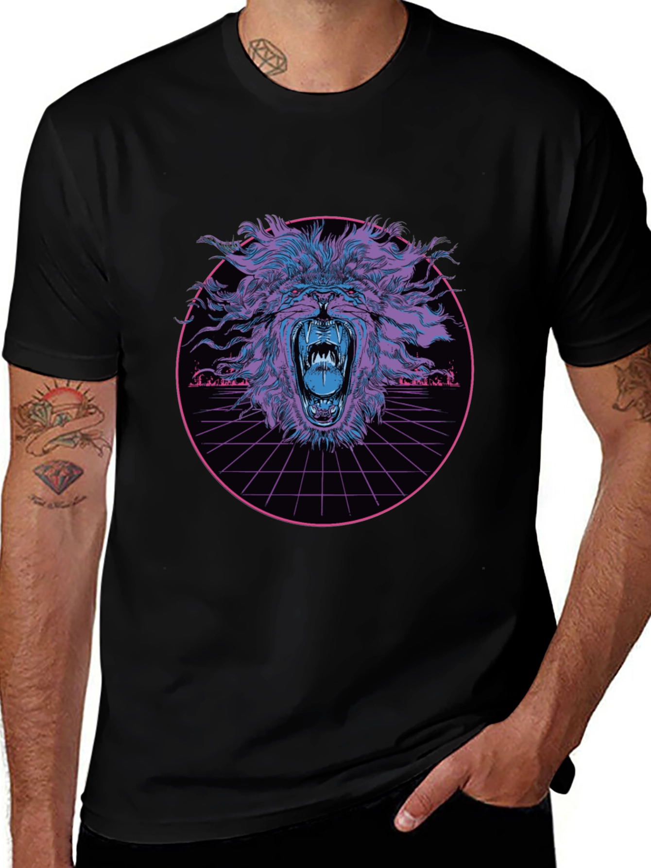 Retro Lion Graphic T-Shirt