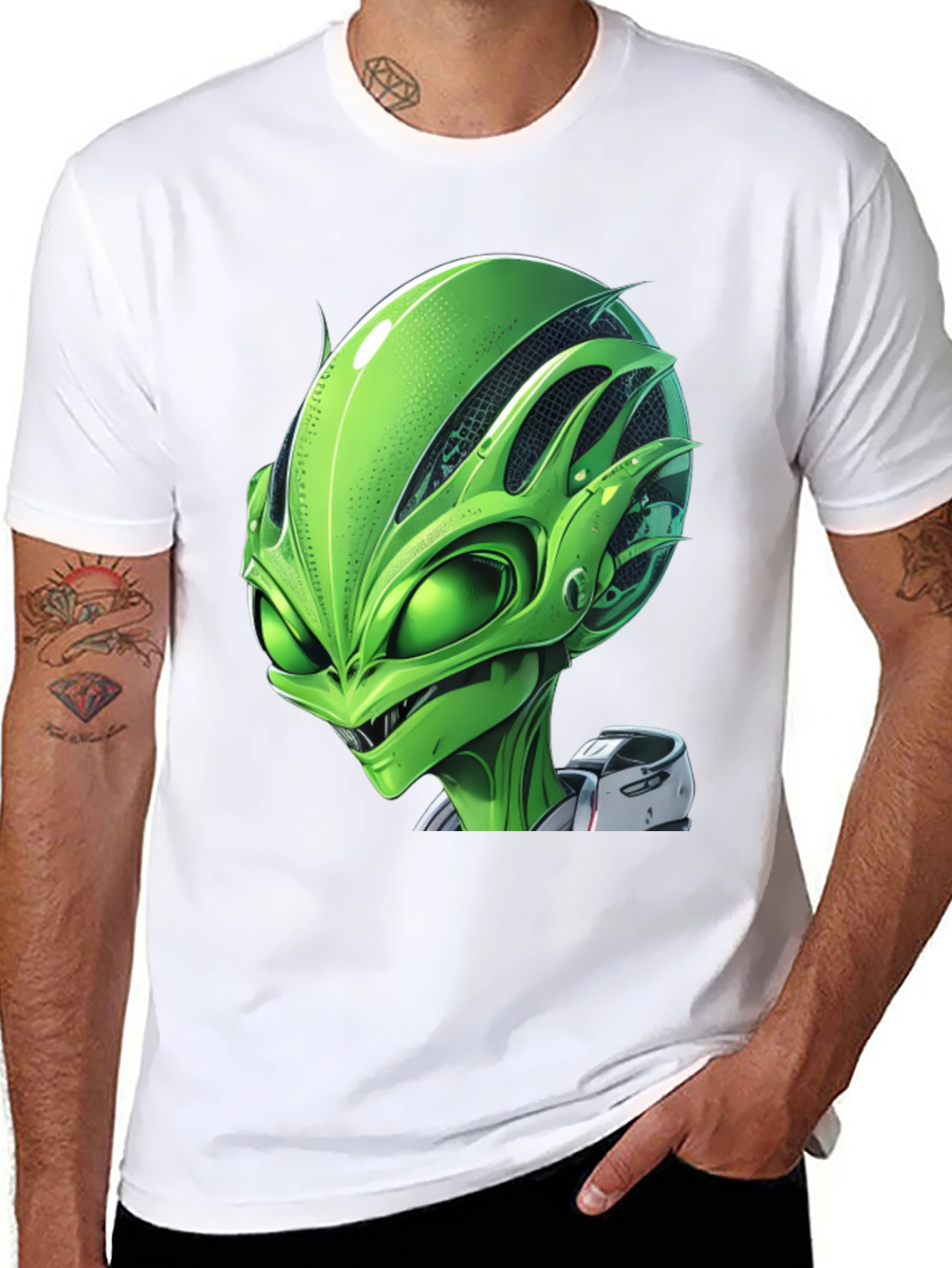 Alien Graphic Tee - Black Crew Neck