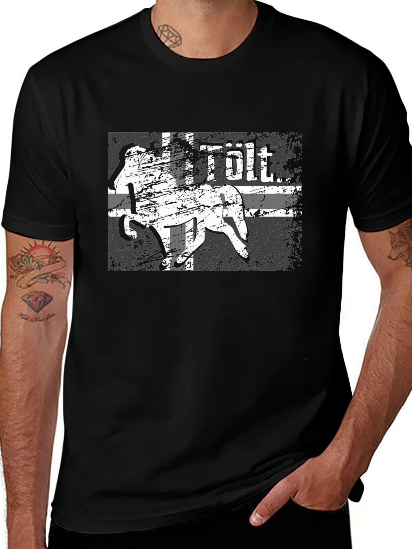 Tölt Icelandic Horse T-Shirt - Distressed Design