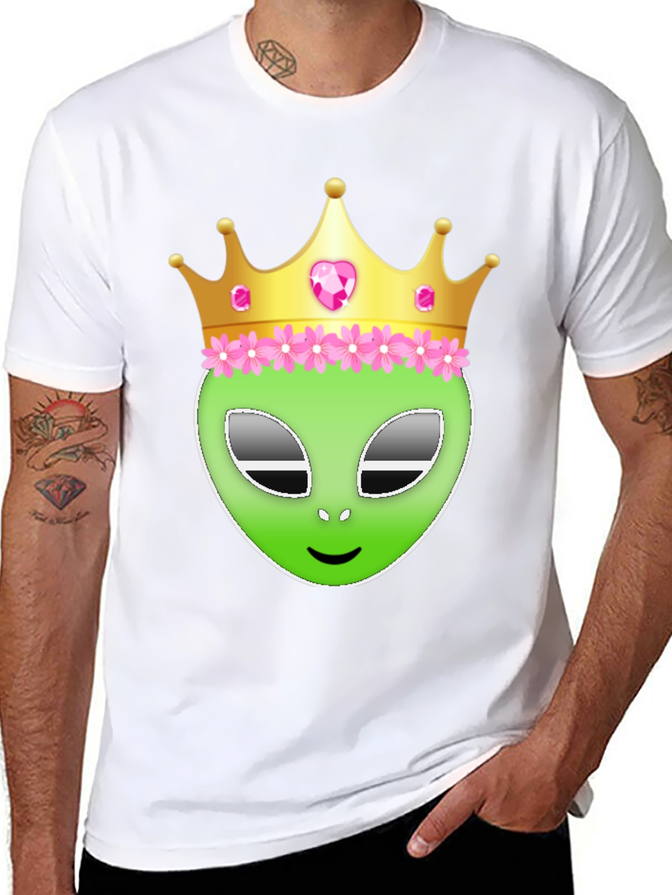 Alien Queen Graphic T-Shirt - Black Cotton Tee