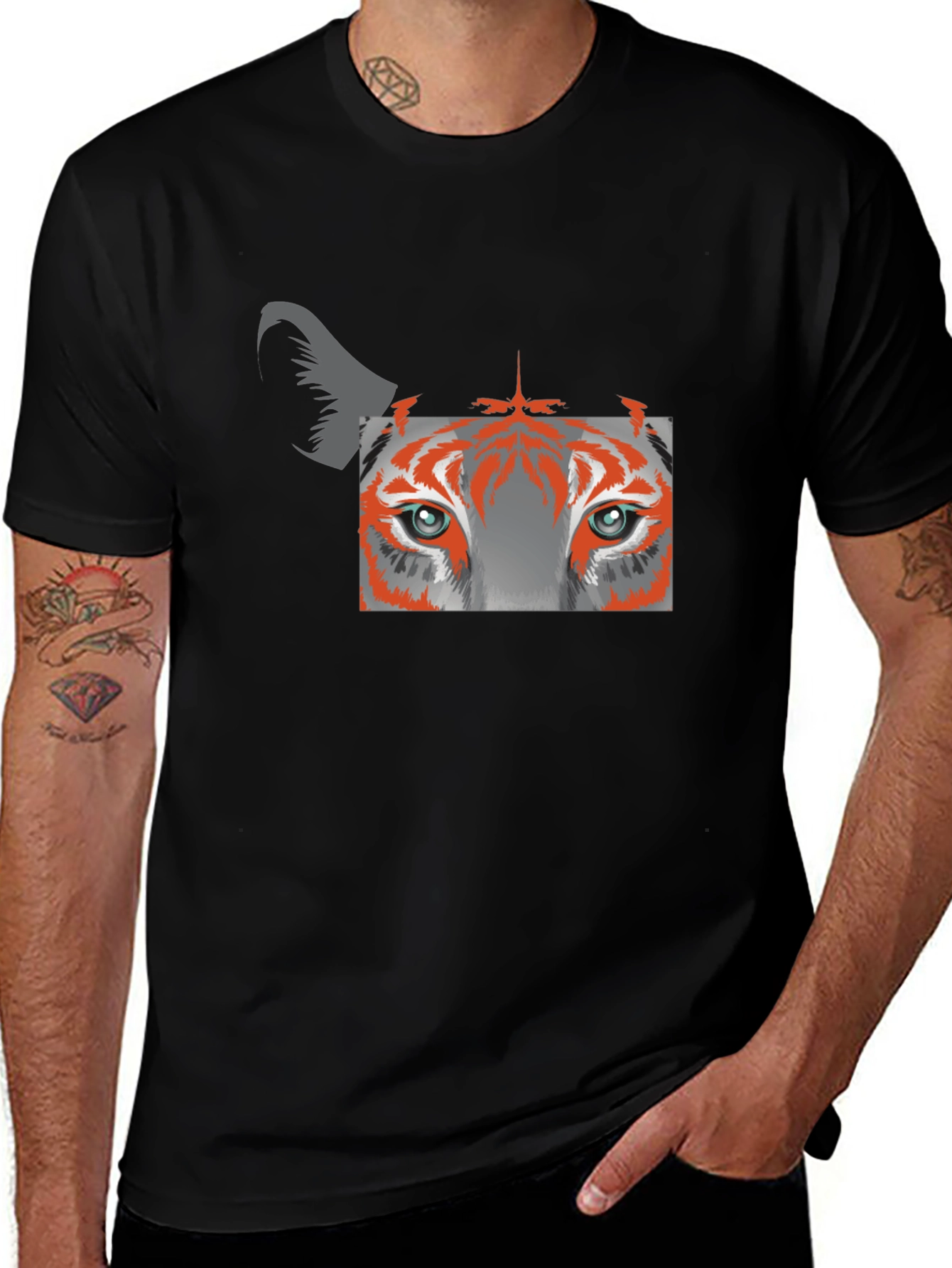 Tiger Eye Graphic Tee - Black Cotton Blend