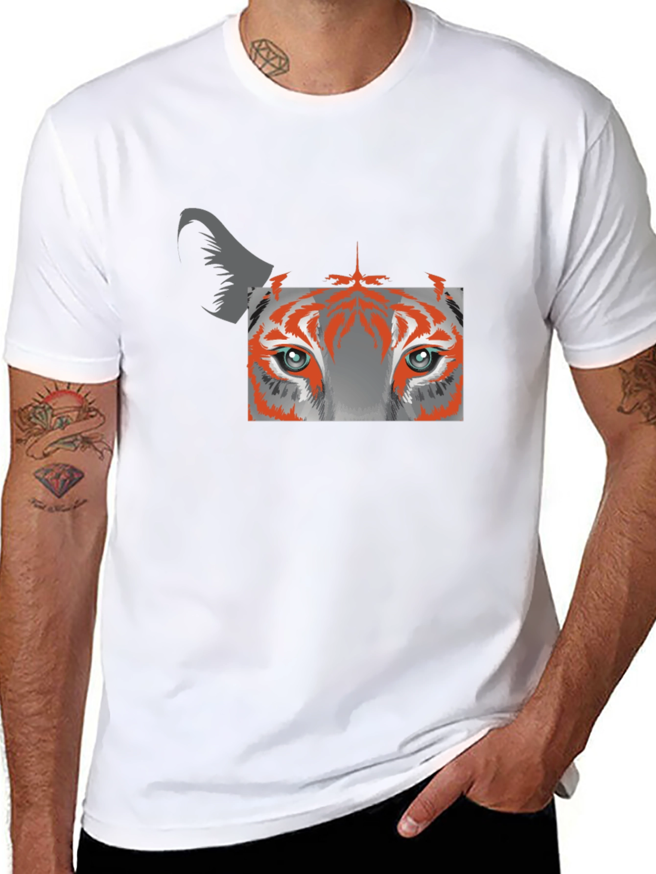 Tiger Eye Graphic Tee - Black Cotton Blend