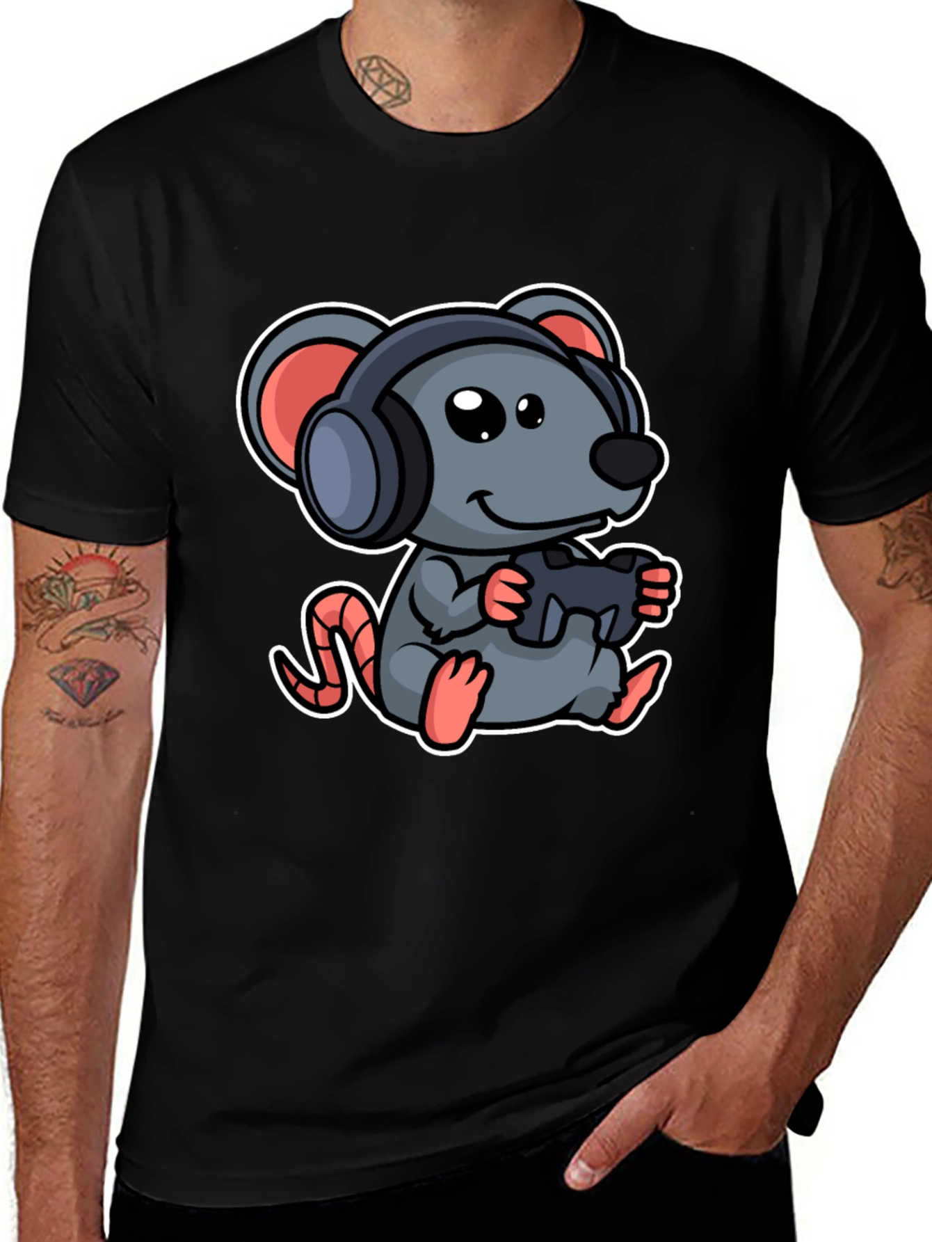 Gamer Mouse Graphic Tee - Playful Cartoon Design