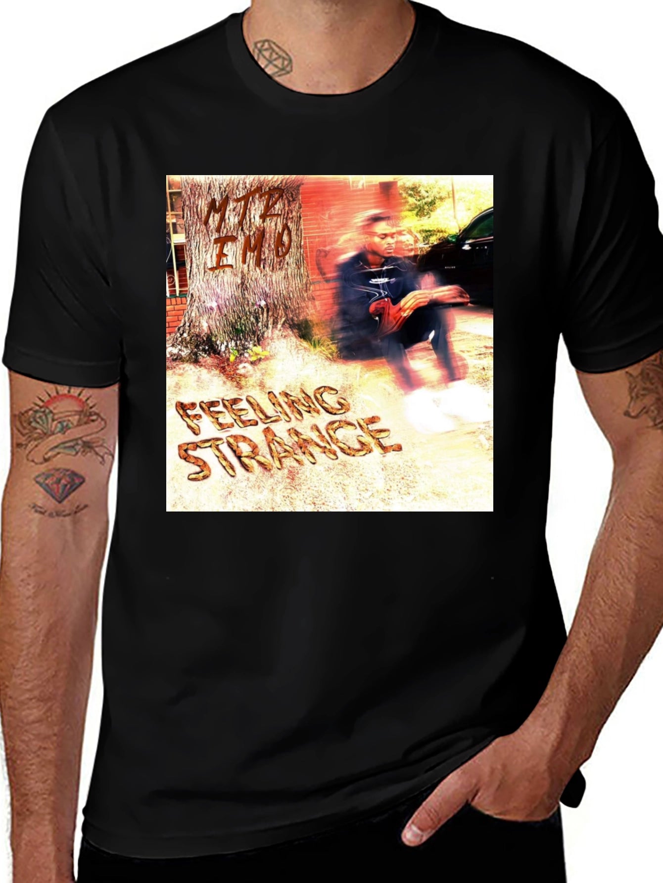Feeling Strange Graphic T-Shirt - Trendy Unisex Tee