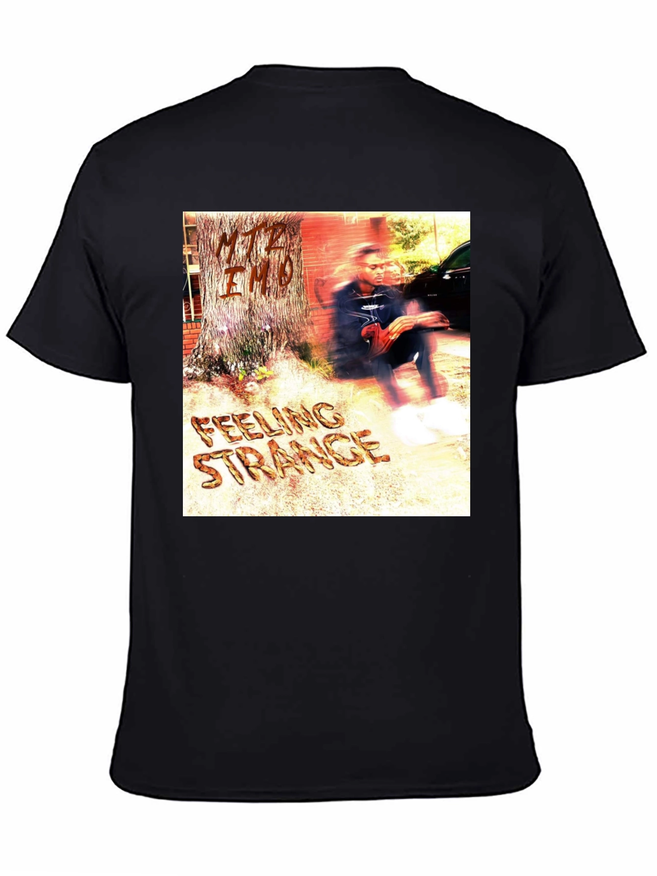 Feeling Strange Graphic T-Shirt - Trendy Unisex Tee