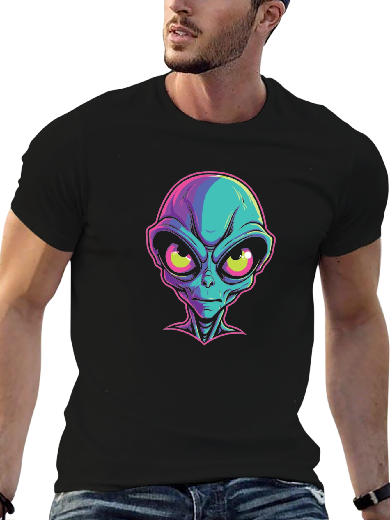 Alien Graphic Black T-Shirt - Bold Sci-Fi Style