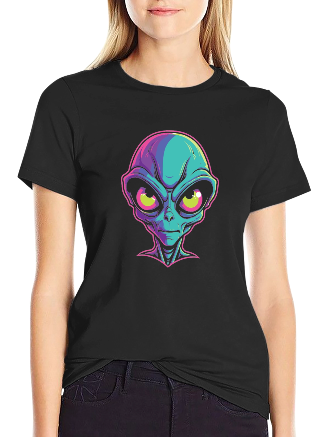 Alien Graphic Black T-Shirt - Bold Sci-Fi Style