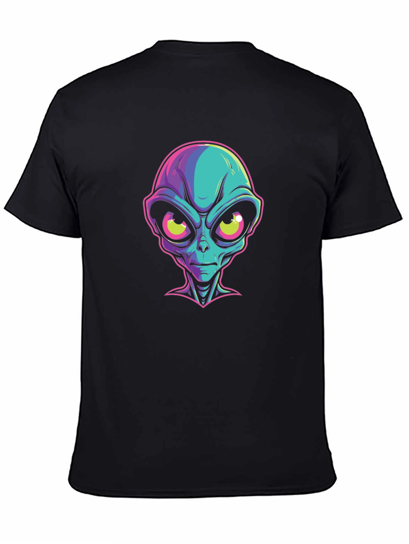 Alien Graphic Black T-Shirt - Bold Sci-Fi Style