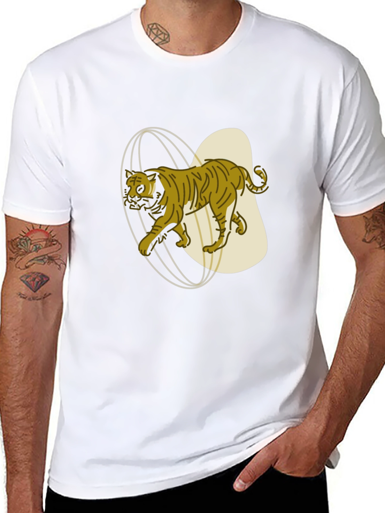 Stylish Tiger Graphic Tee - Black Cotton Blend Shirt