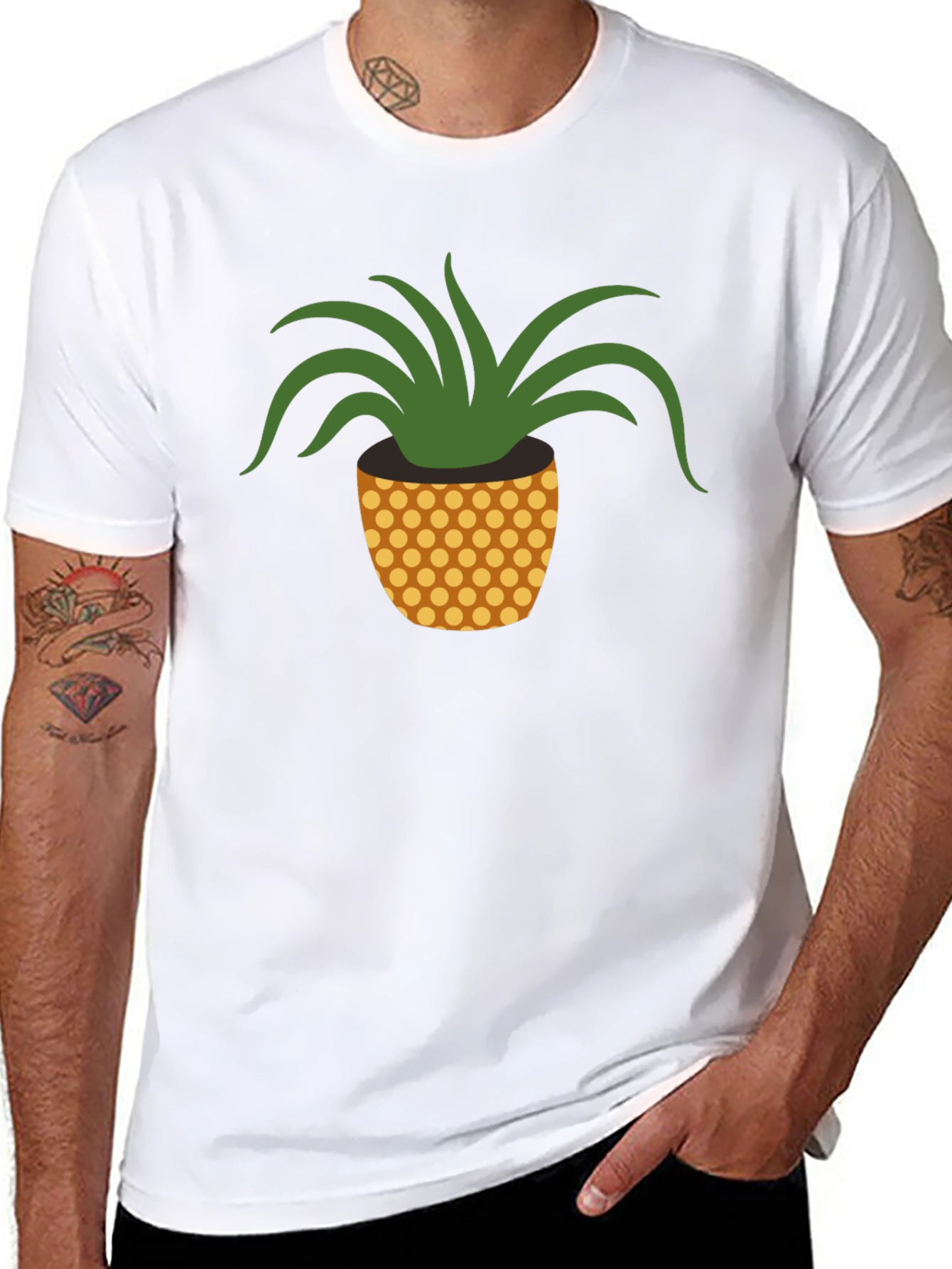Pineapple Plant Graphic Tee - Black