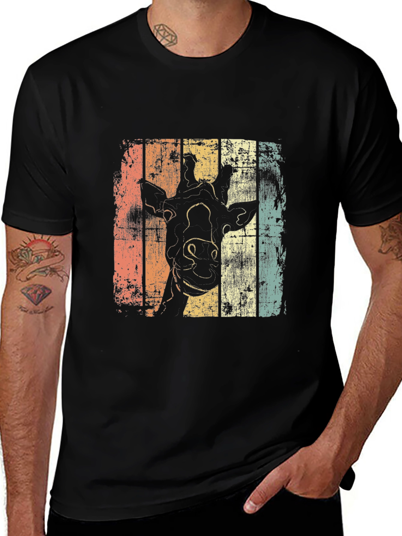 Retro Giraffe Graphic Tee - Black Casual Shirt
