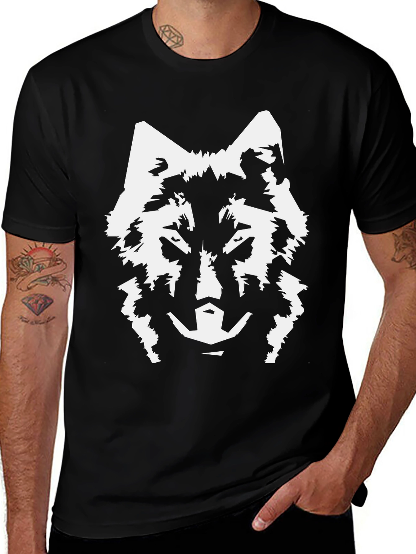 Wolf Graphic Tee - Black Cotton Blend T-Shirt
