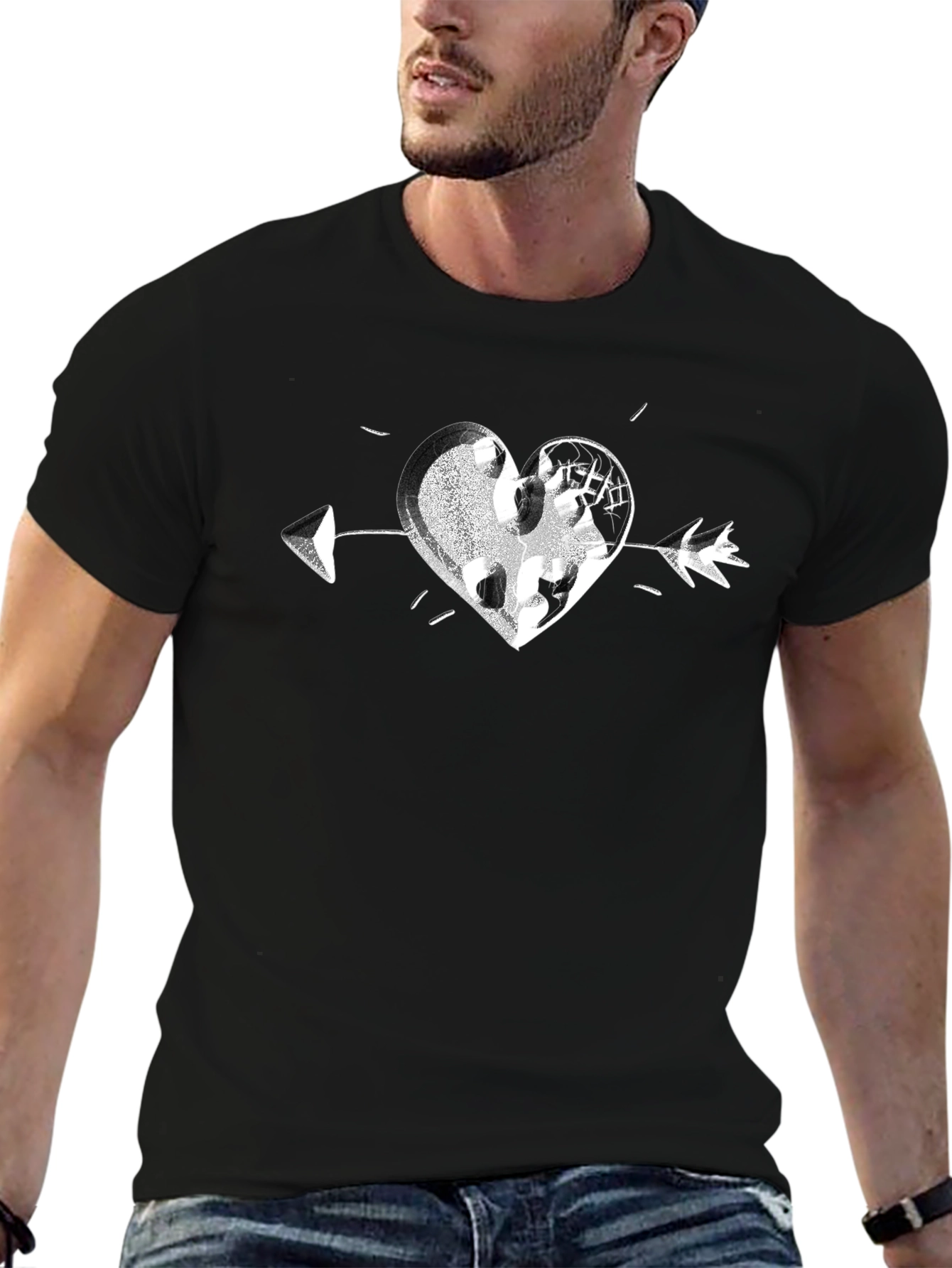 Heart & Arrow Graphic Tee - Stylish Casual Wear
