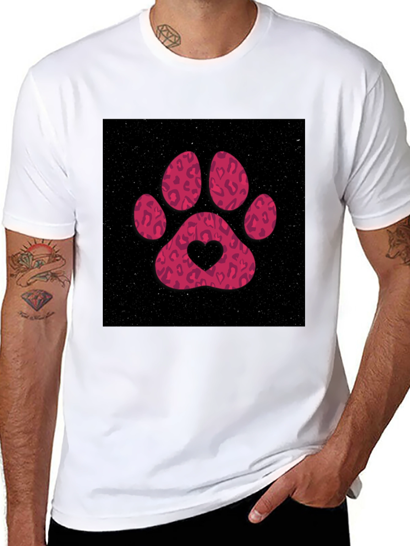 Paw Print Heart Graphic Tee - Casual Black T-Shirt