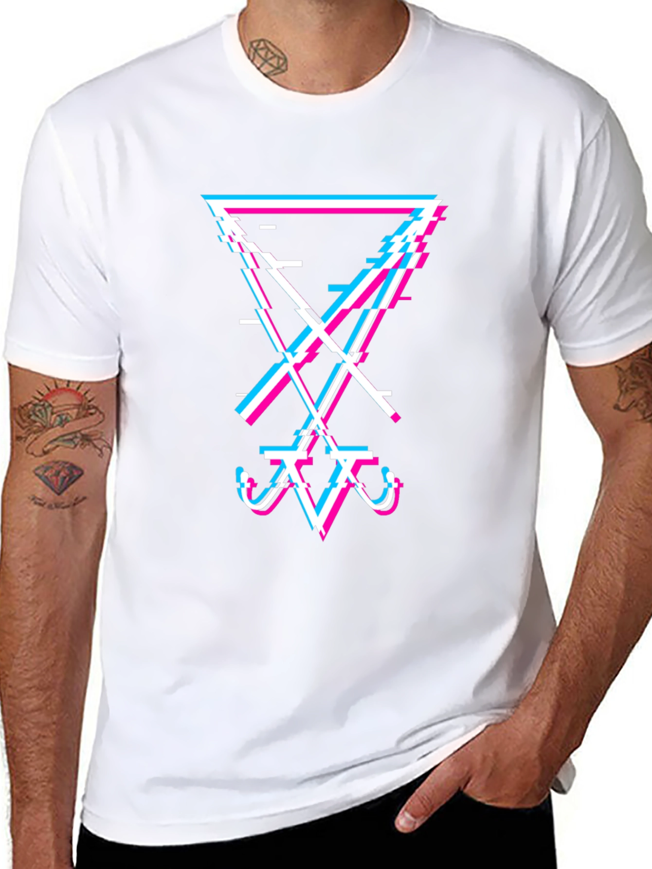 Glitch Art Graphic Tee - Modern Streetwear T-Shirt